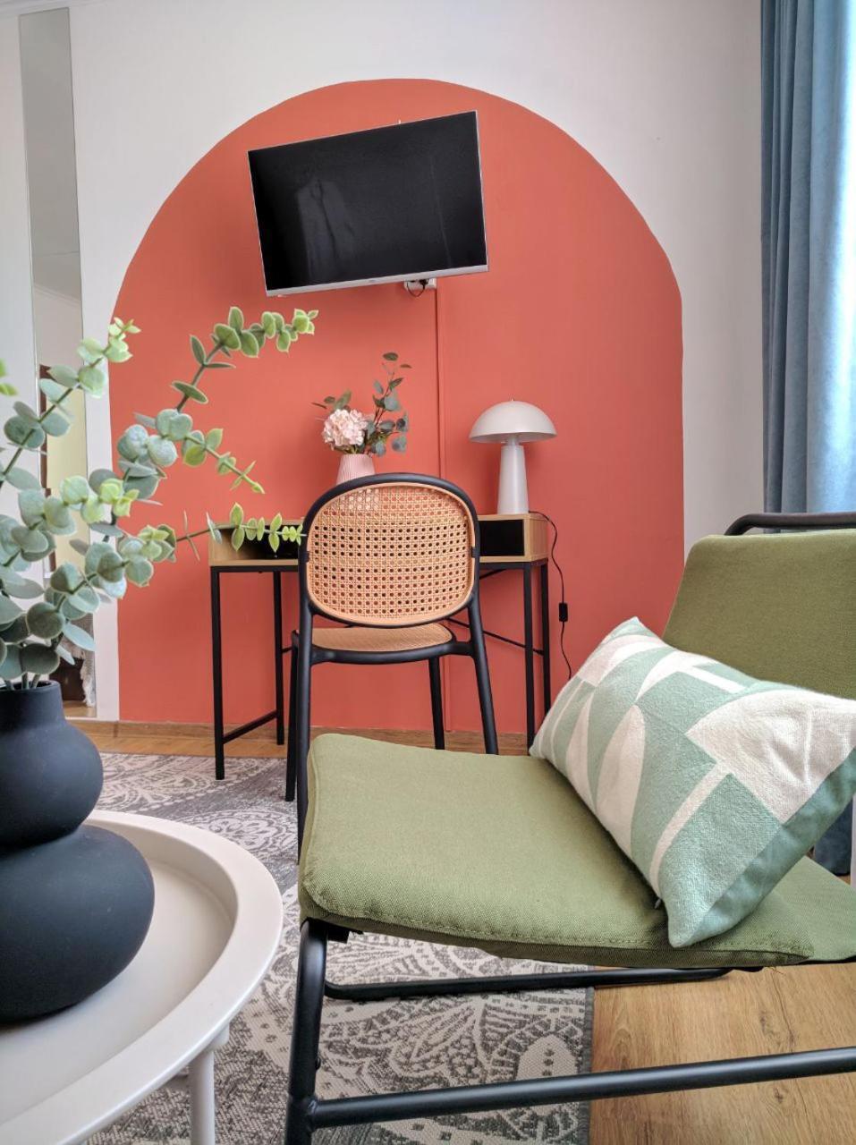 Best Apartment In The Center Мукачево Екстер'єр фото