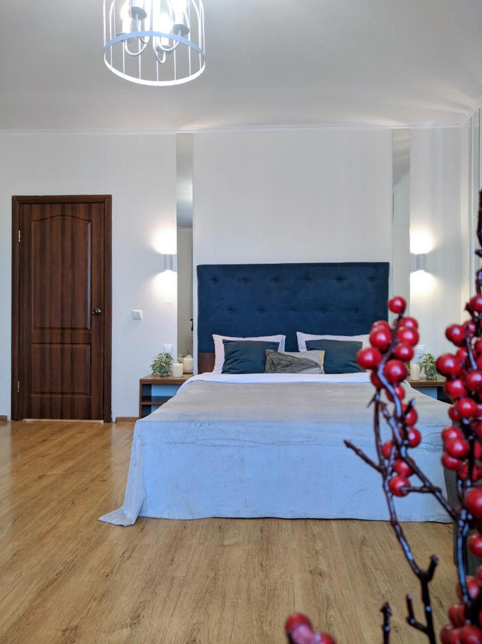 Best Apartment In The Center Мукачево Екстер'єр фото